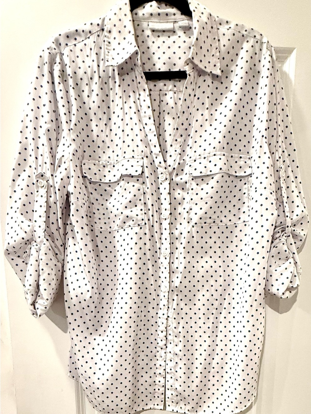 New York & Company White Button-Down Shirt with Navy Polka Dots